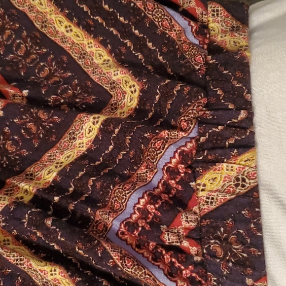 Crop top with elastic band - Picture 2 of 2